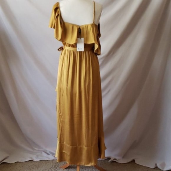 New Bardot Cold Shoulder Dress - Picture 2 of 5